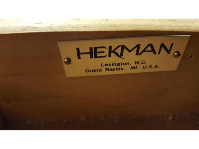 Hekman Executive Desk And Chair In Hillsboro Washington County